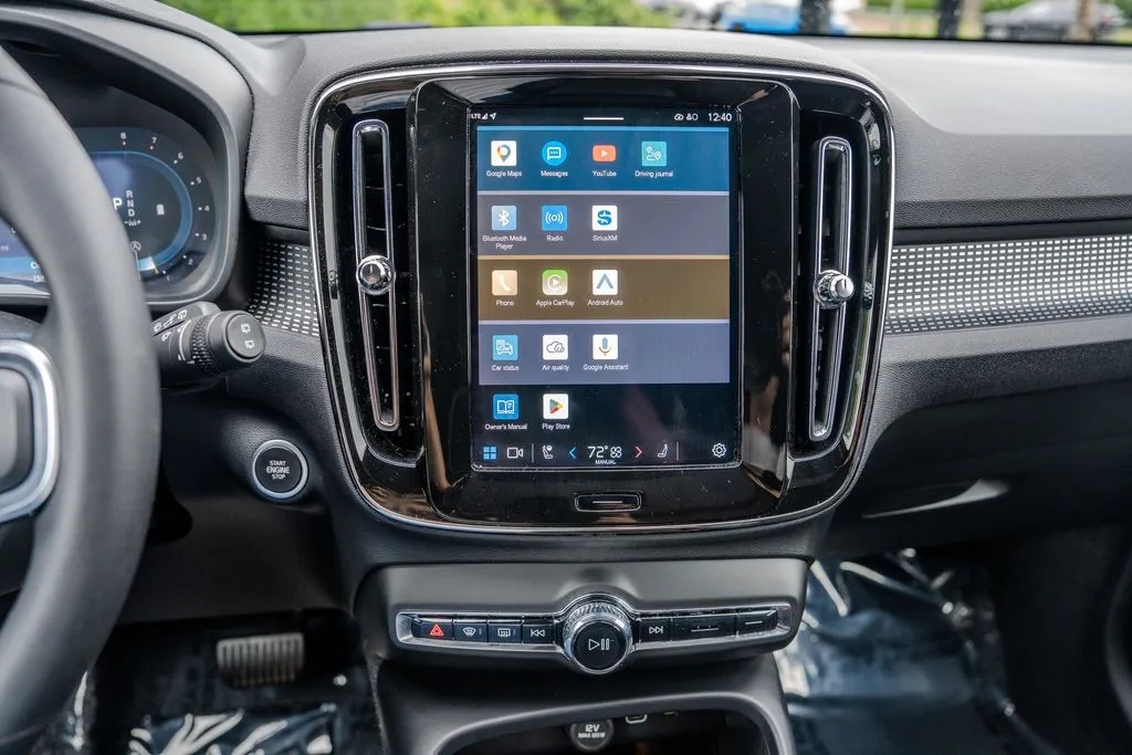 Volvo XC40 photo 11