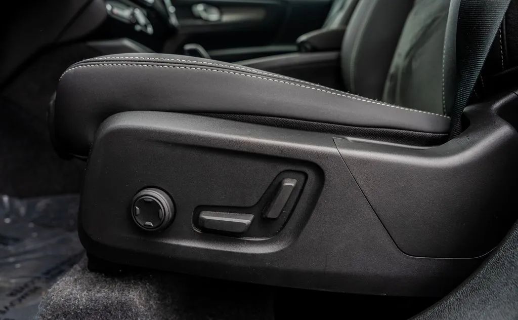 Volvo XC40 photo 17