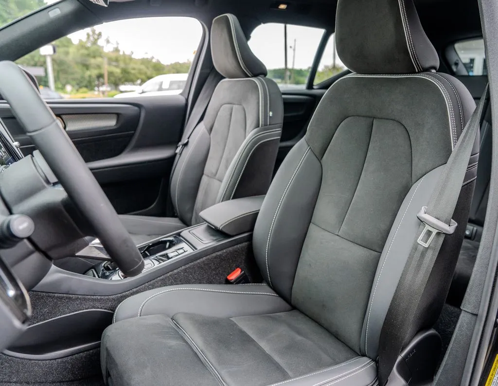 Volvo XC40 photo 19