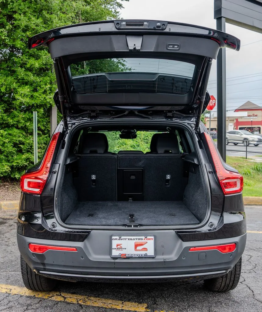 Volvo XC40 photo 26