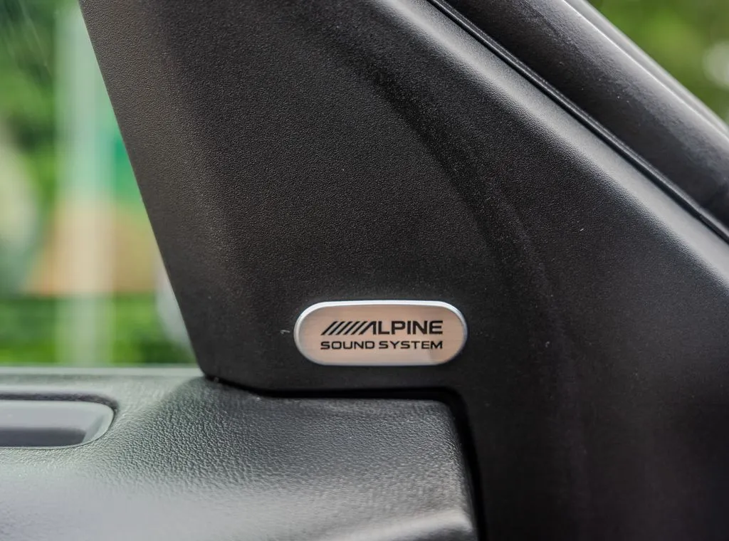 Dodge Charger photo 16