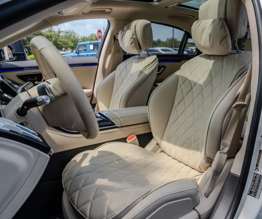 Mercedes-Benz S-Class photo 19