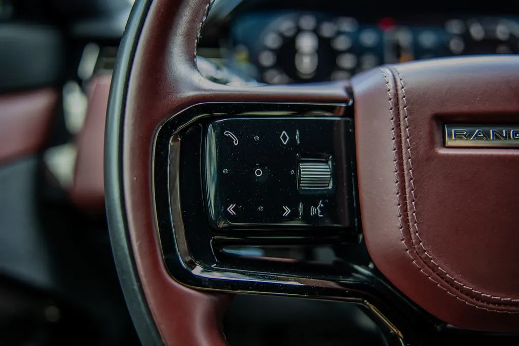 Land Rover Range Rover Sport photo 6