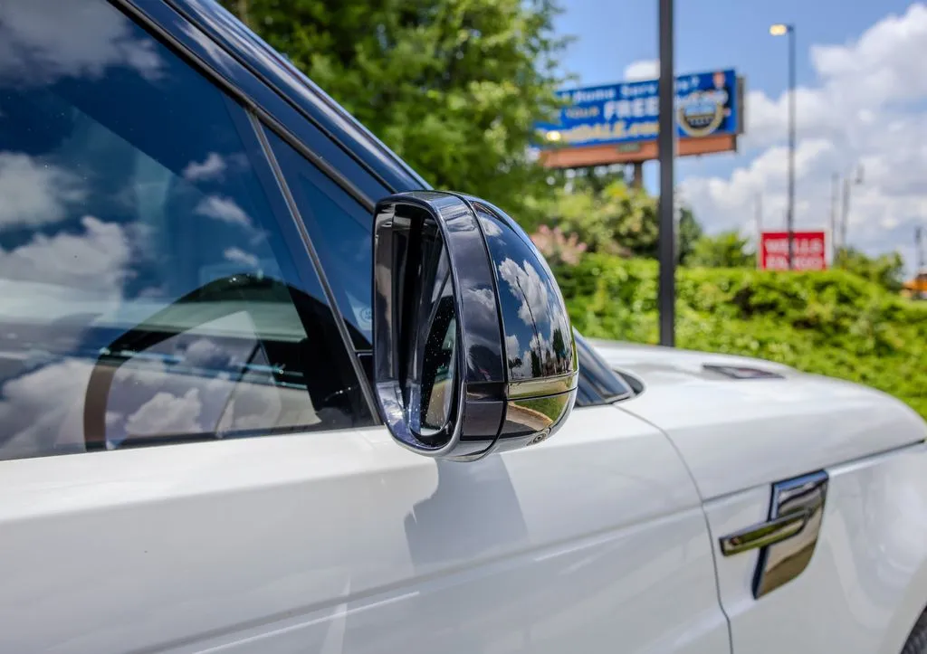 Land Rover Range Rover Sport photo 28
