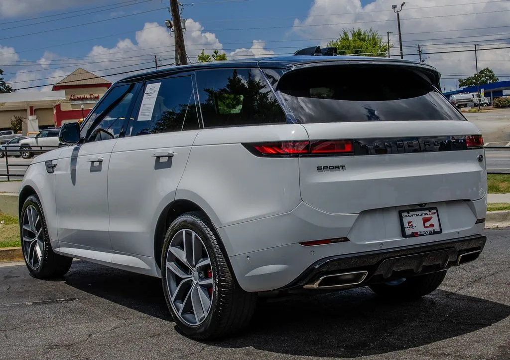 Land Rover Range Rover Sport photo 24