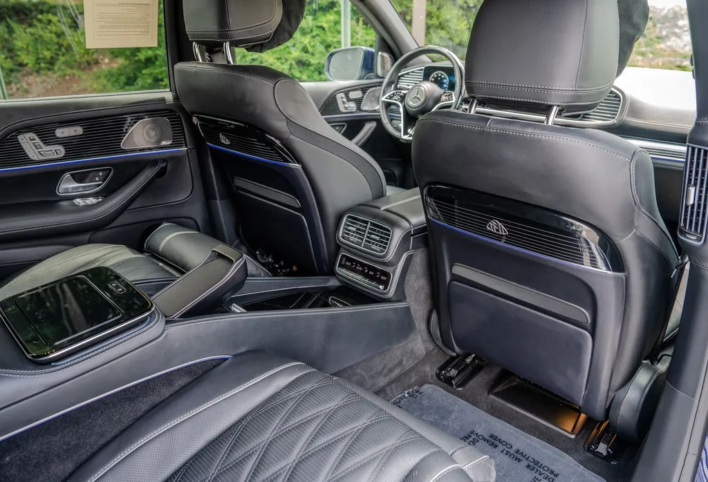 Mercedes-Benz GLS photo 32