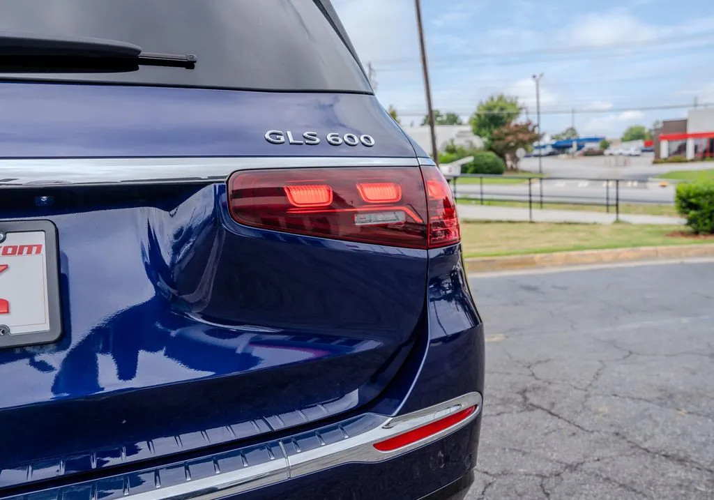 Mercedes-Benz GLS photo 38