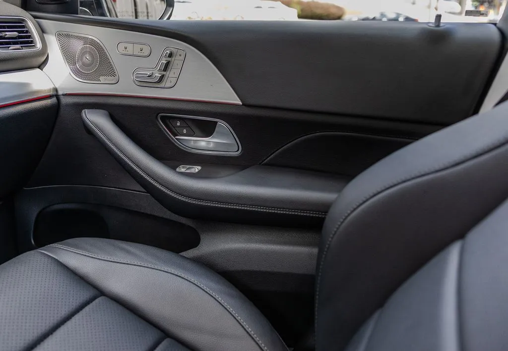Mercedes-Benz GLE photo 20