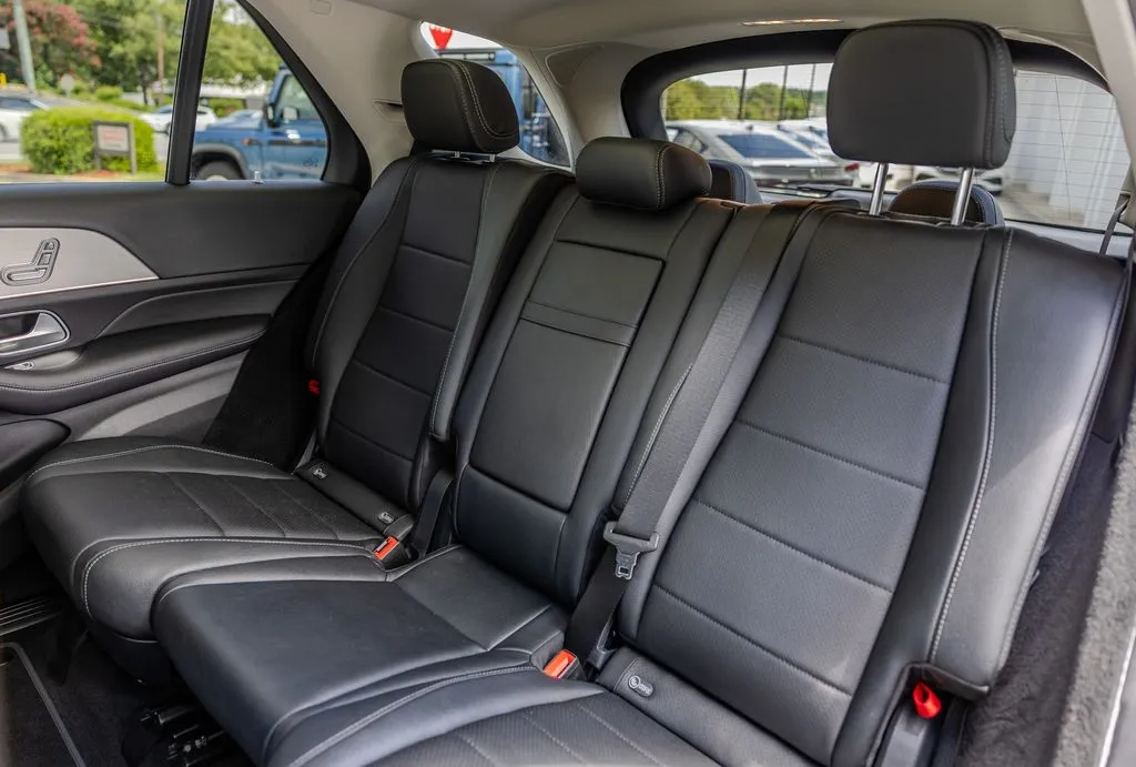 Mercedes-Benz GLE photo 27