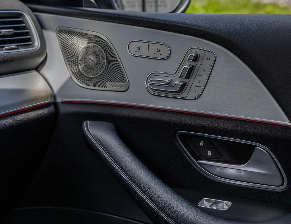 Mercedes-Benz GLE photo 21