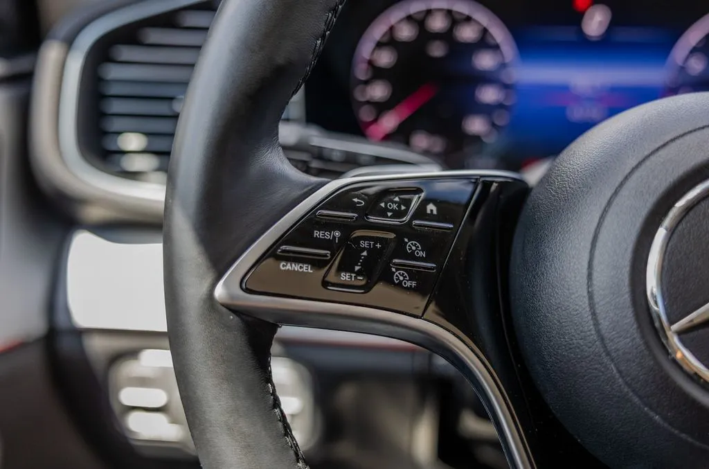 Mercedes-Benz GLE photo 15
