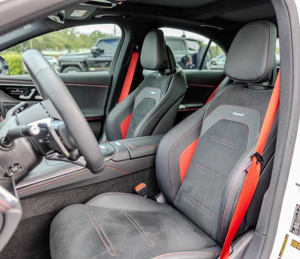 Mercedes-Benz E-Class photo 15