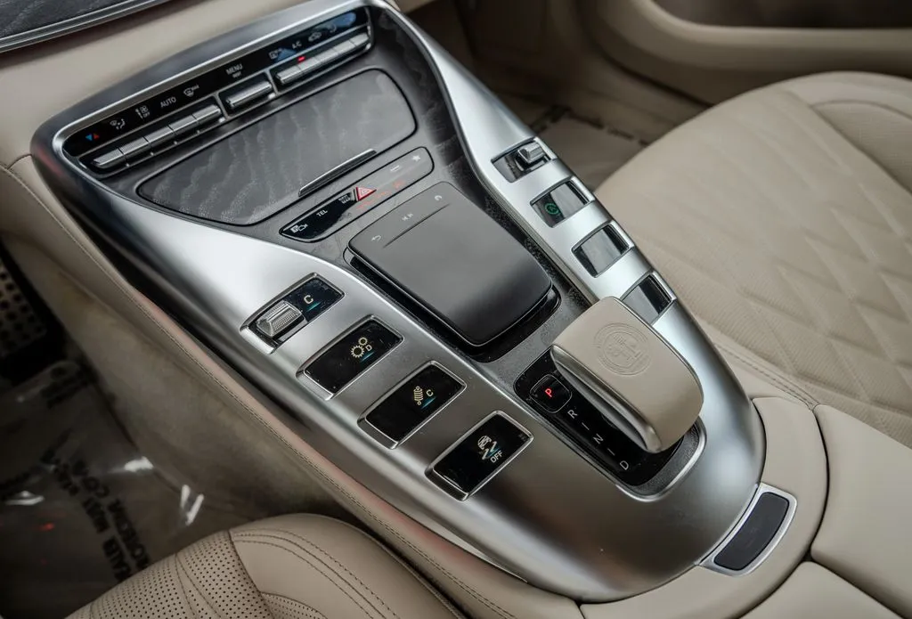 Mercedes-Benz AMG GT 53 photo 12