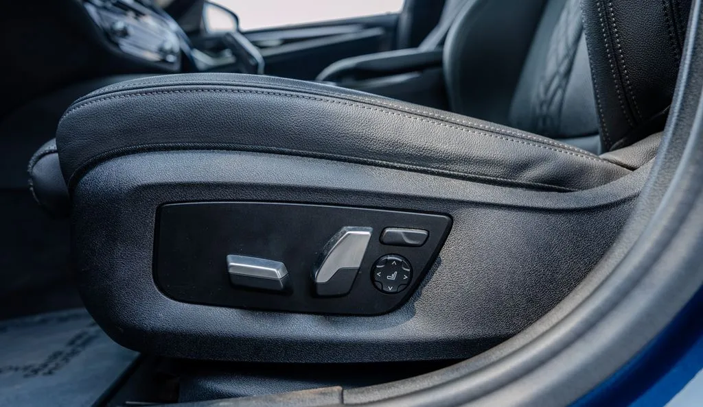 BMW 5 Series photo 19