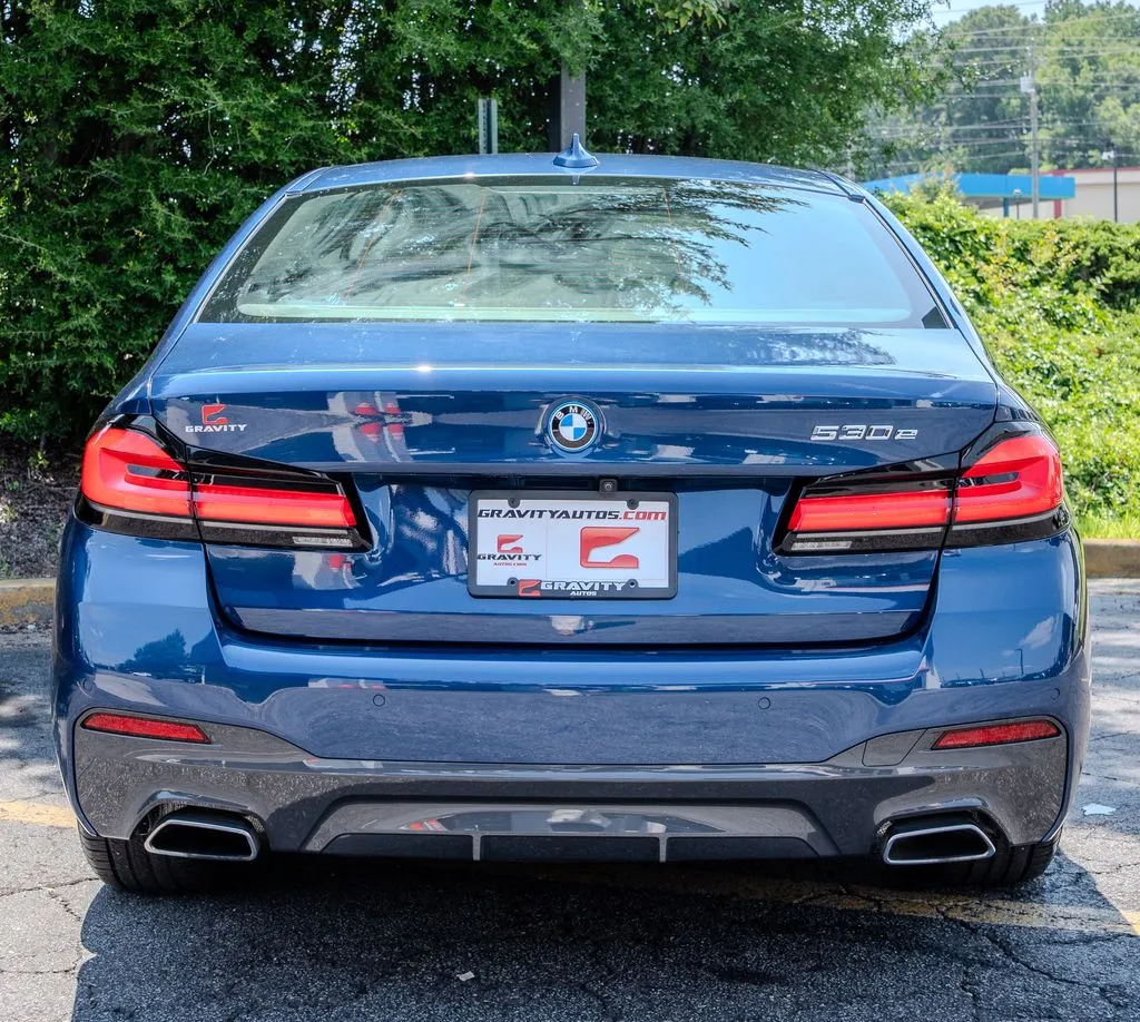 BMW 5 Series photo 26