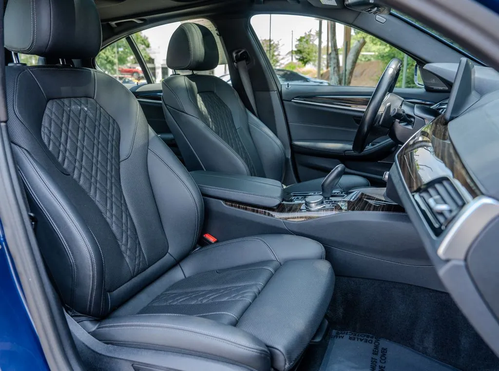 BMW 5 Series photo 23