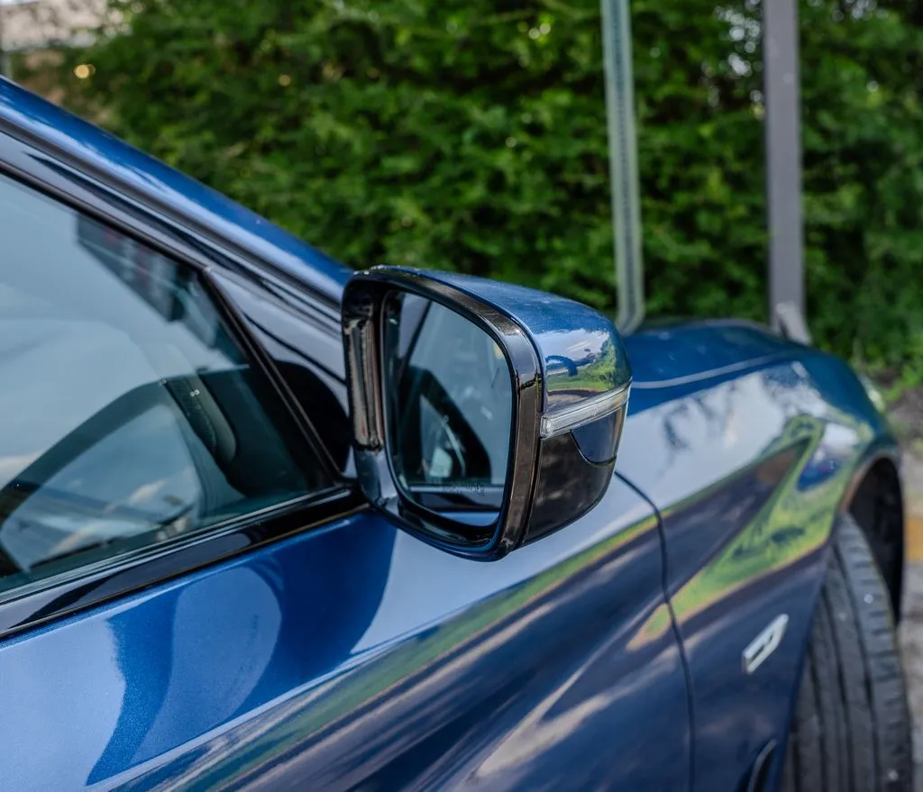 BMW 5 Series photo 31
