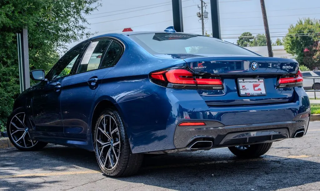 BMW 5 Series photo 25