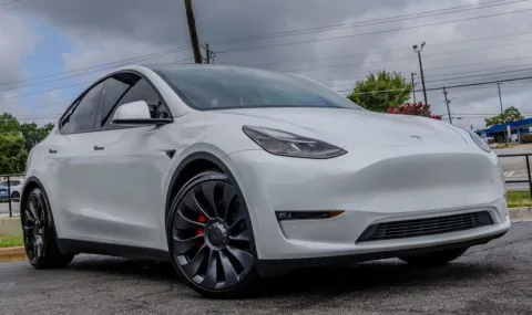 Another view of 2024 Tesla Model Y Performance for sale in Atlanta, GA at Gravity Autos Atlanta