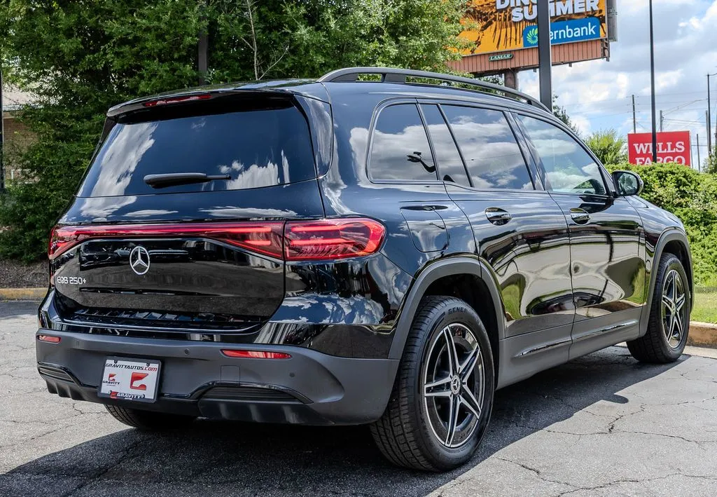 Mercedes-Benz EQB photo 22