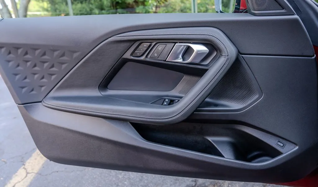 BMW 2 Series photo 15