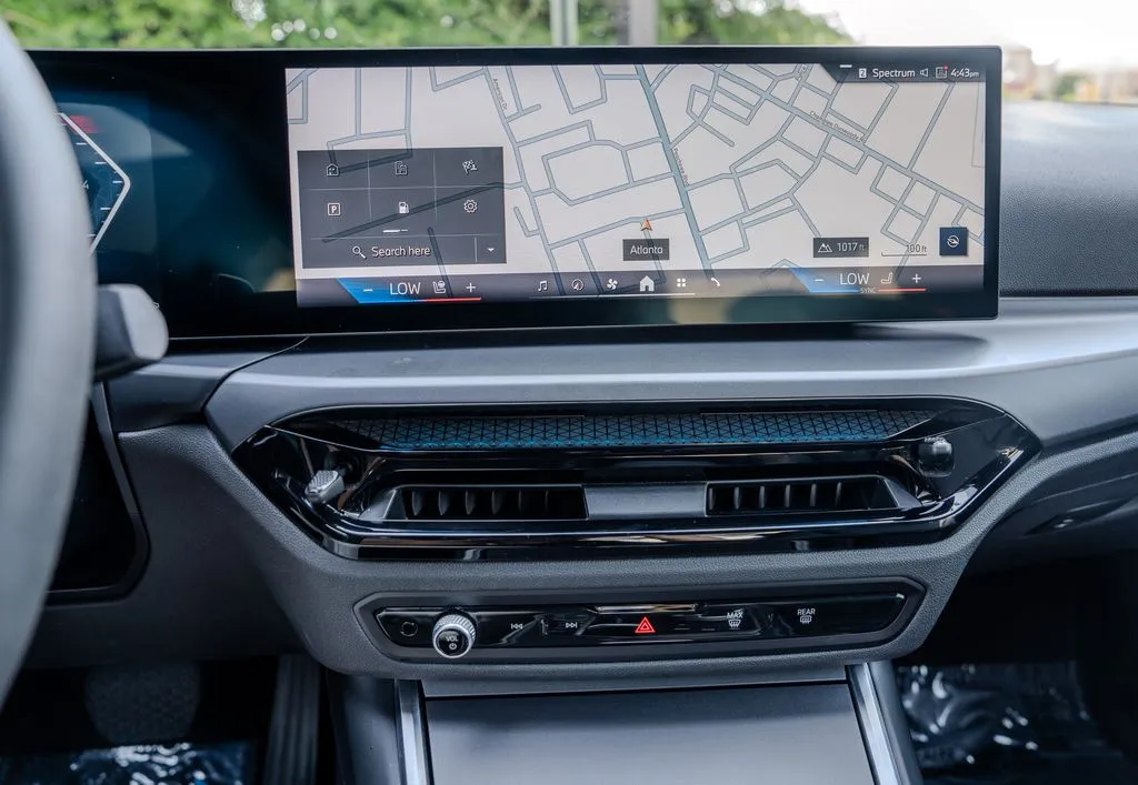 BMW 2 Series photo 10