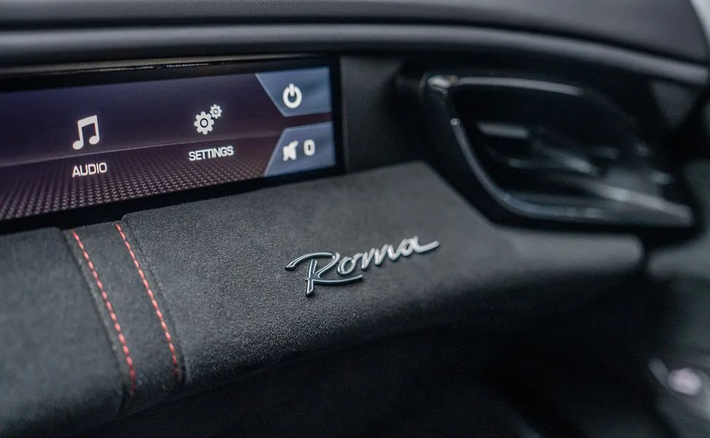 Ferrari Roma photo 15
