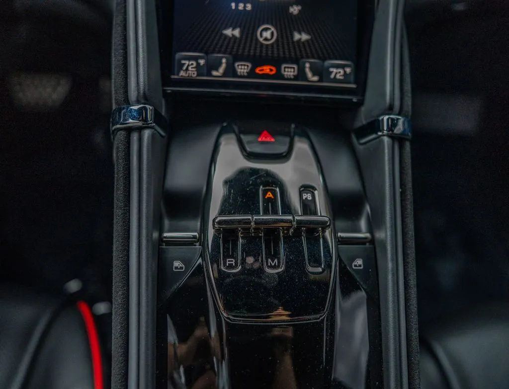 Ferrari Roma photo 12