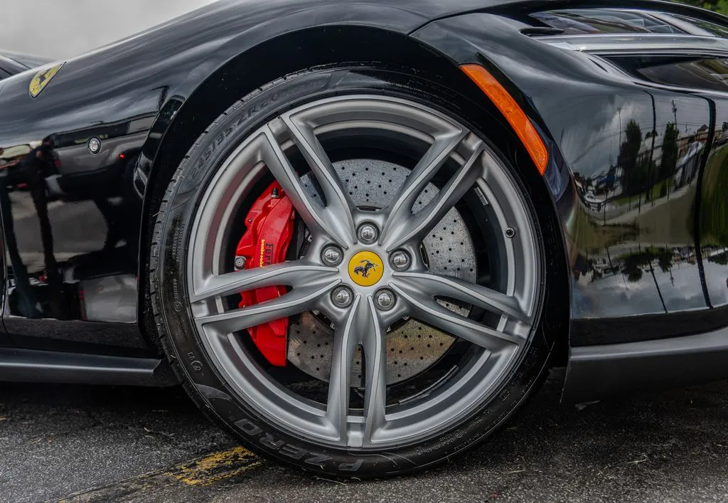 Ferrari Roma photo 30