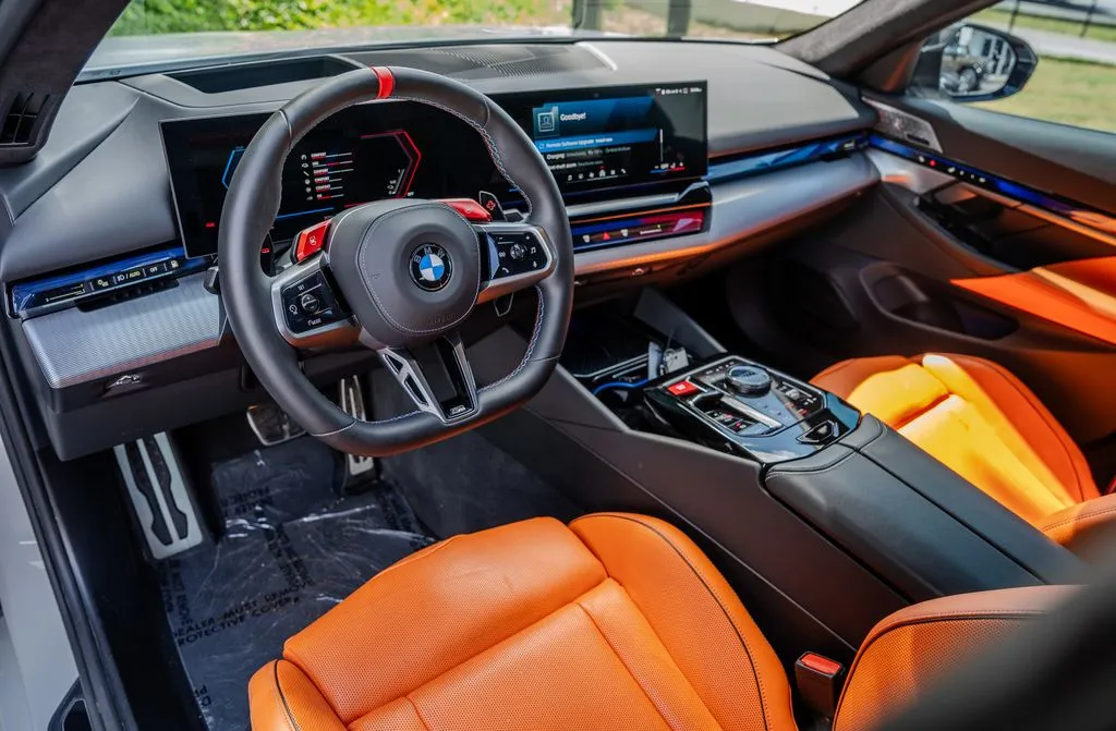 BMW M5 photo 4