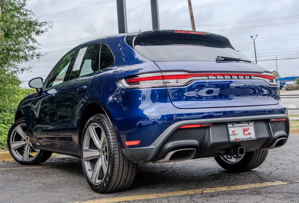Porsche Macan photo 24