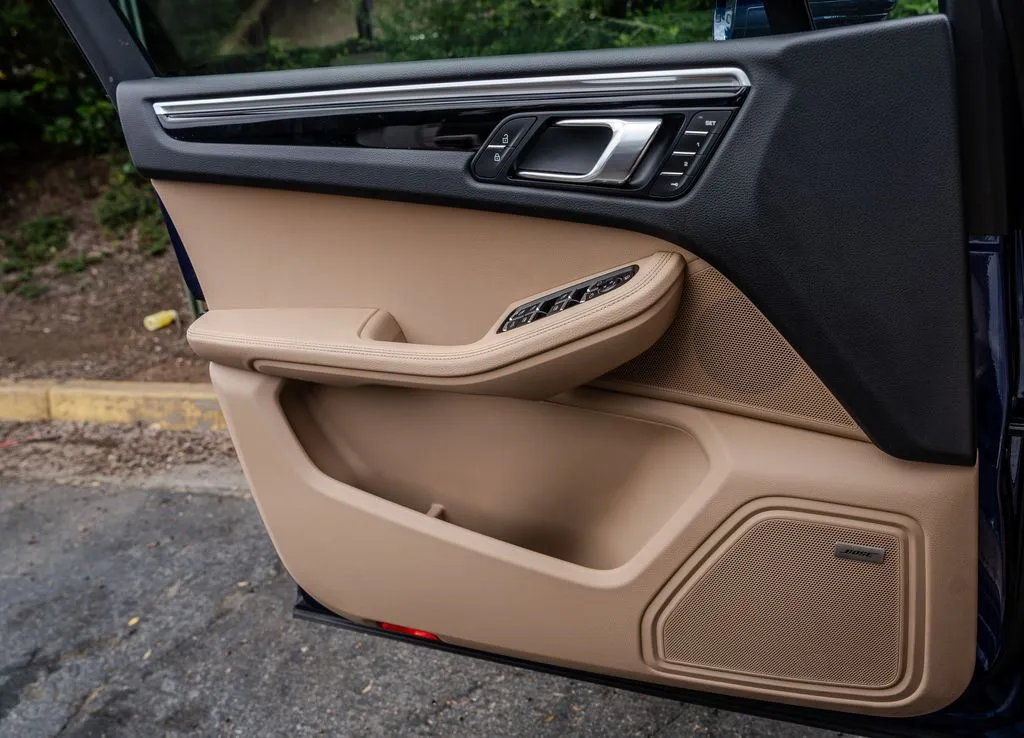 Porsche Macan photo 15