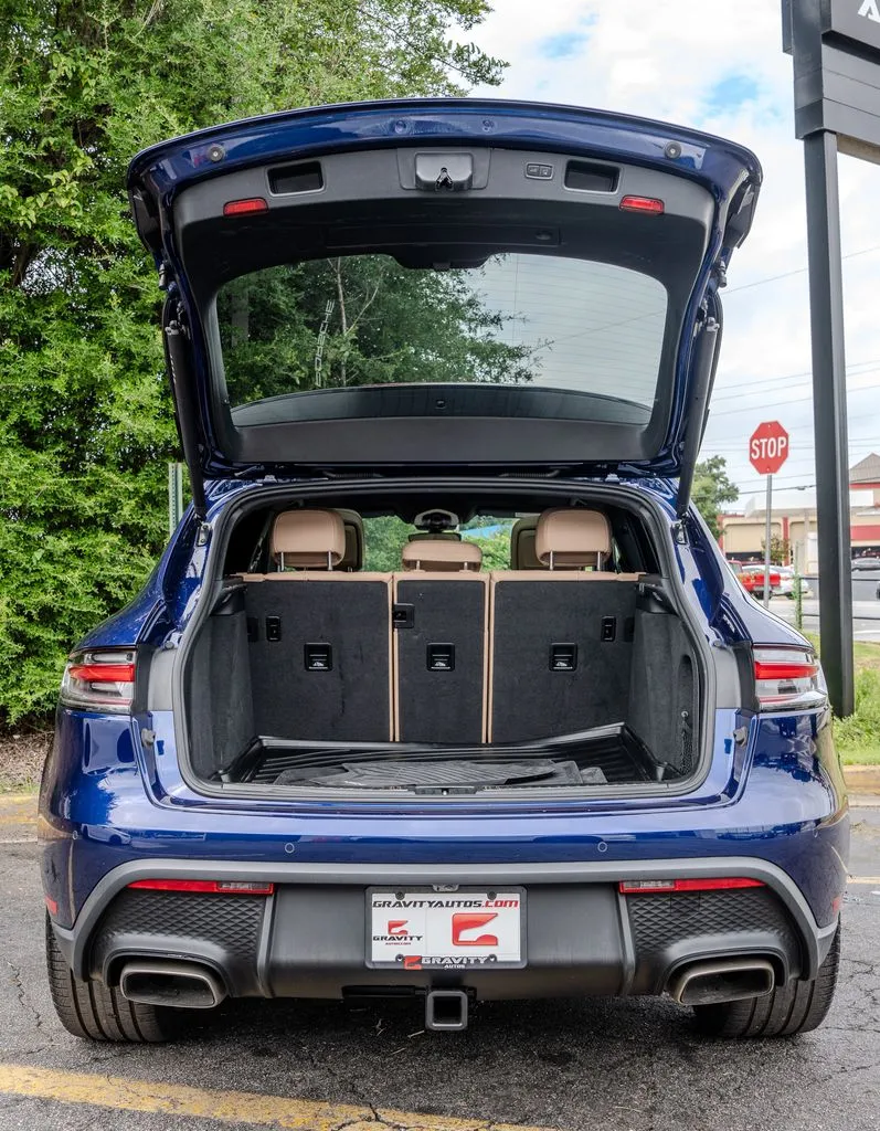 Porsche Macan photo 26
