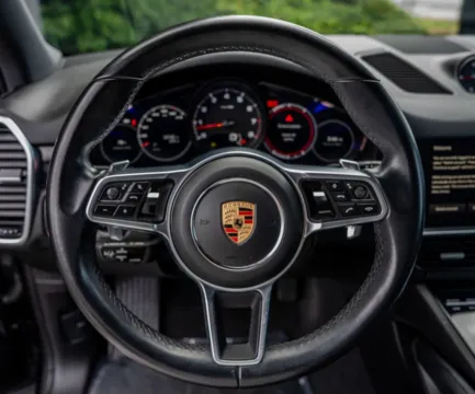 More photos of 2023 Porsche Cayenne at Gravity Autos Atlanta, GA
