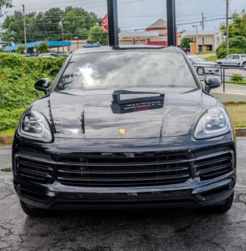Photos of 2023 Porsche Cayenne for sale in Atlanta, GA at Gravity Autos Atlanta