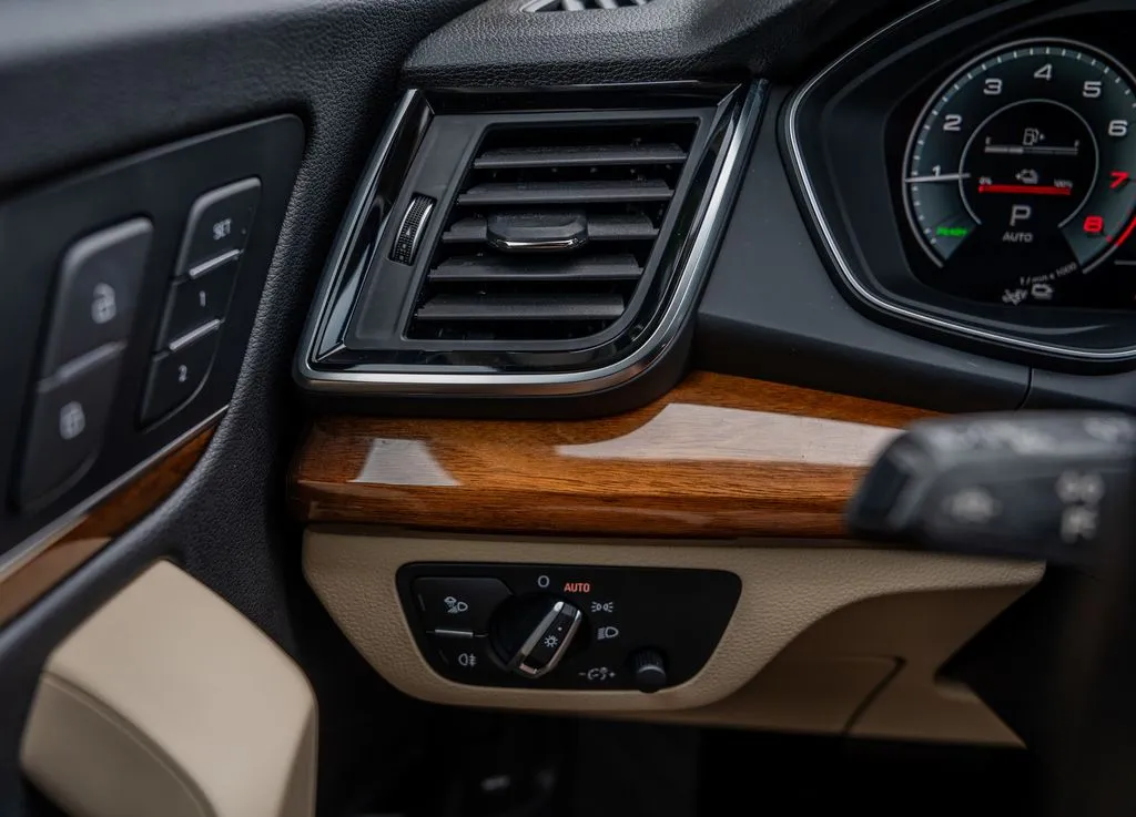 Audi Q5 e photo 8