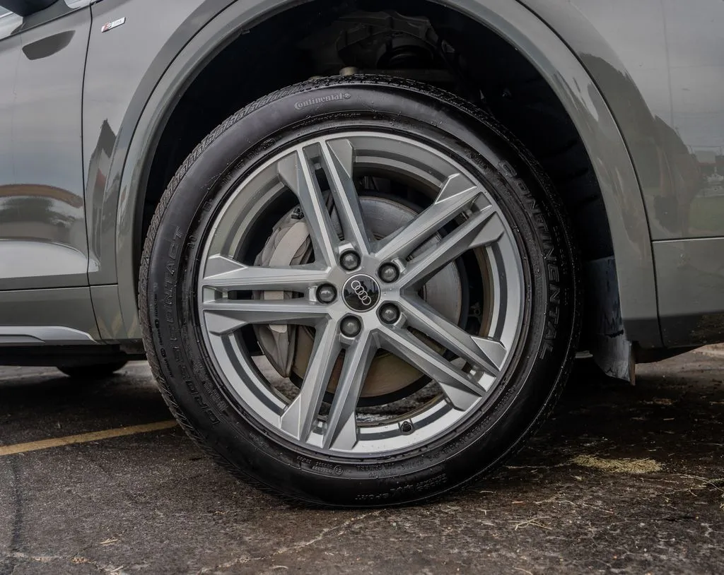 Audi Q5 e photo 31