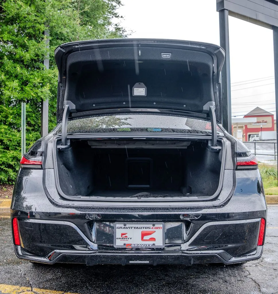 BMW i7 photo 25