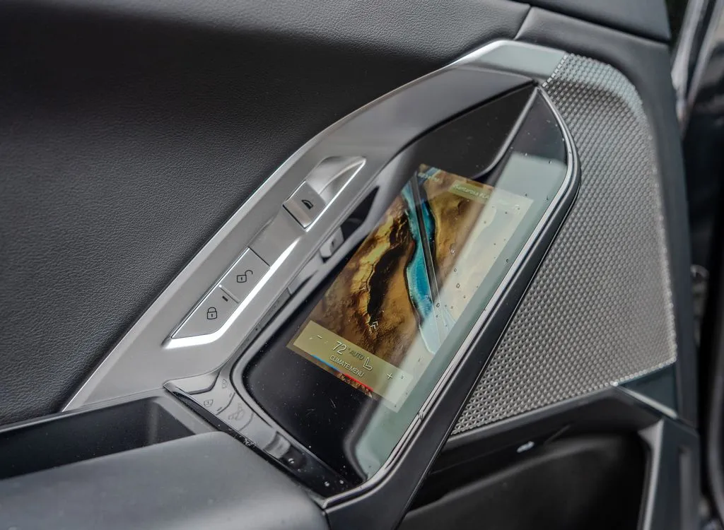 BMW i7 photo 20