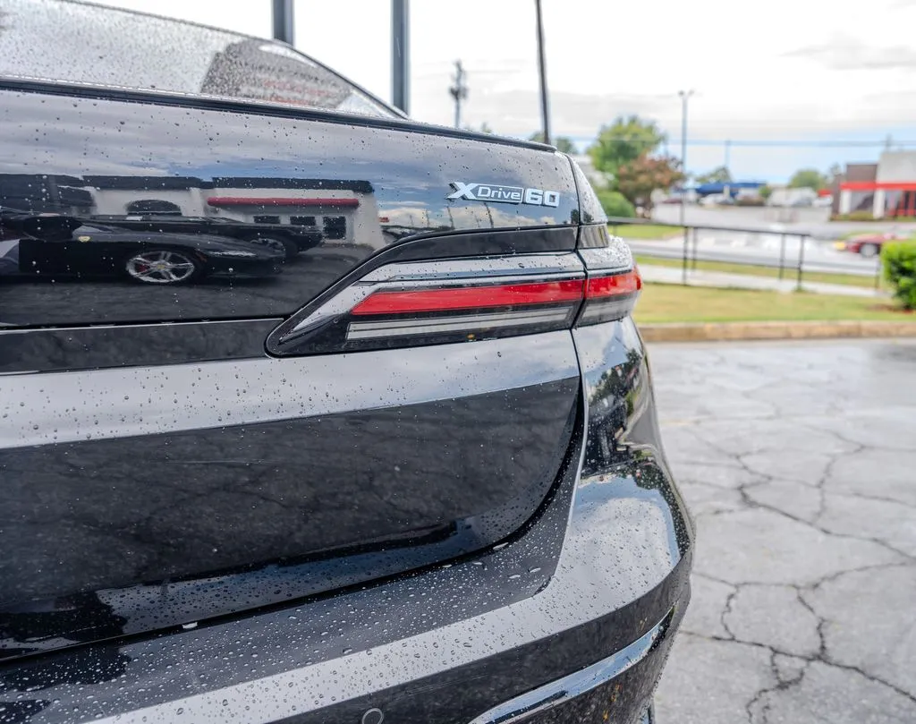 BMW i7 photo 27