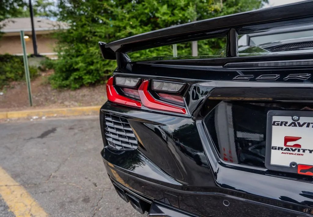 Chevrolet Corvette photo 25