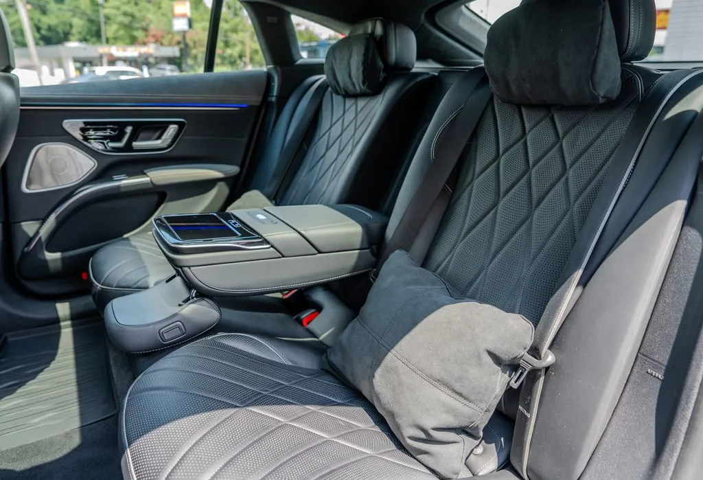 Mercedes-Benz AMG EQS photo 19