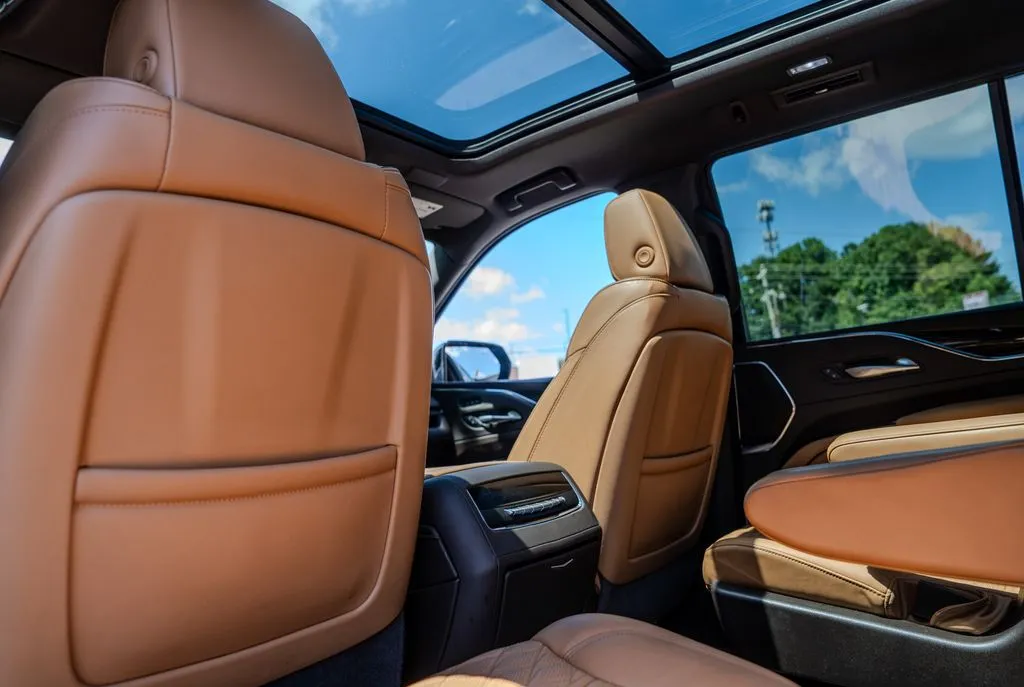 Cadillac Escalade photo 22