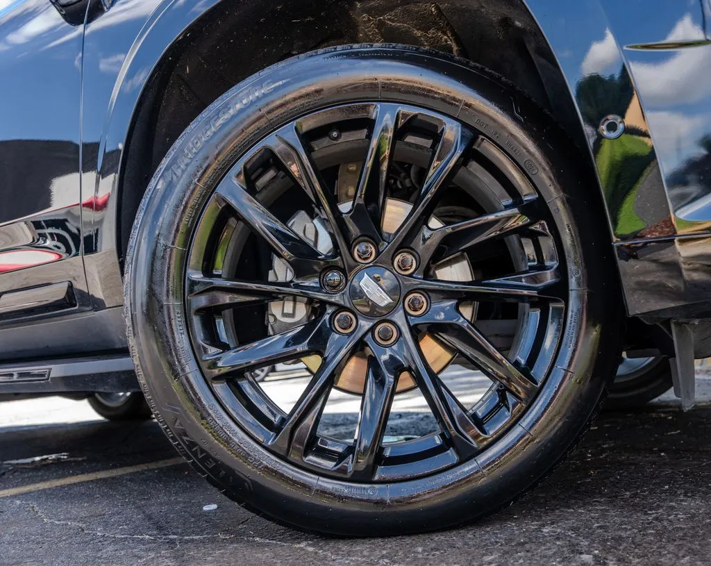 Cadillac Escalade photo 33