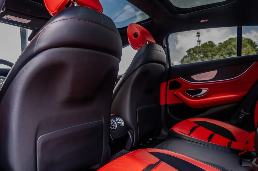 Mercedes-Benz AMG GT 43 photo 21