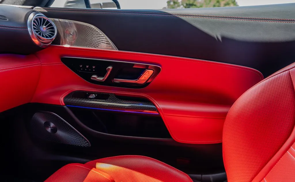 Mercedes-Benz SL-Class photo 15
