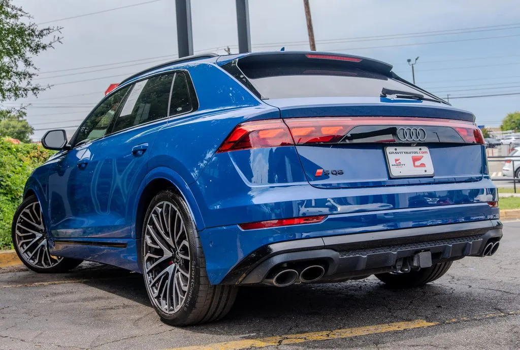 Audi SQ8 photo 26