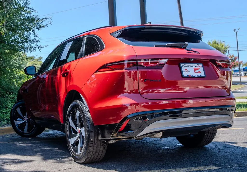 Jaguar F-PACE photo 23