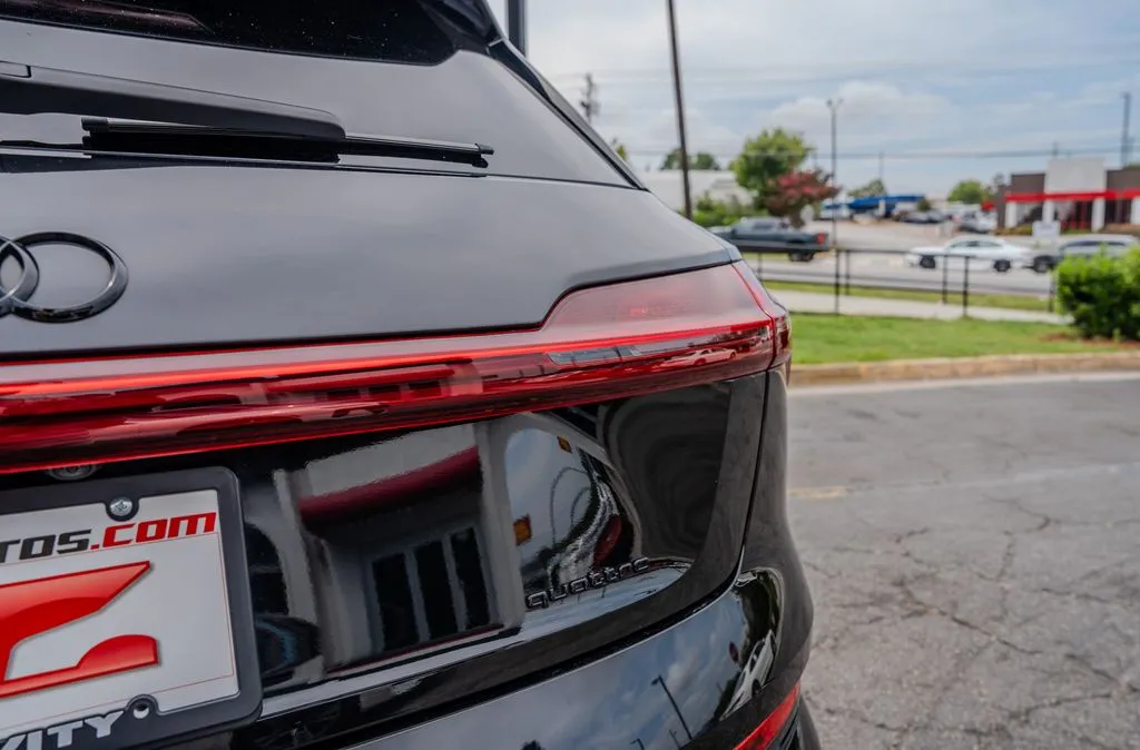 Audi e-tron photo 27