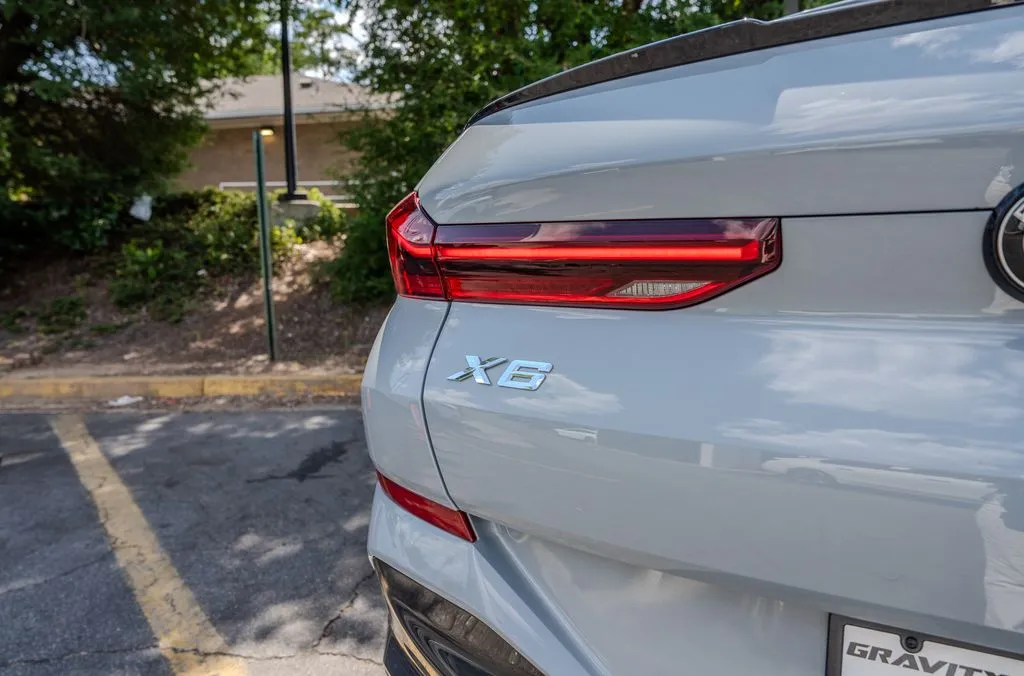 BMW X6 photo 28